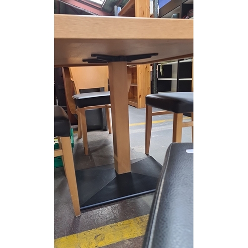 994 - Star Lot : A Lovely very clean Italian Designer table and chairs by Pedralia including a contemporar... 