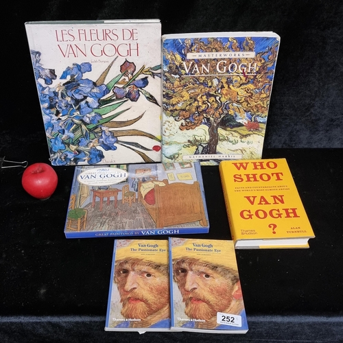 252 - Six superb books about the artist Van Gogh including 'The Master Works of Van Gogh' published 1998 b... 