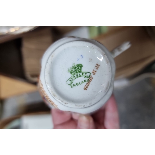 749 - A selection of 10 antique and vintage royal commemorative ware.