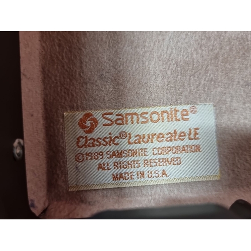 960 - 1989 Samsonite Classic Laureate LE briefcase, leather exterior with coded lock. Made in USA. Would h... 