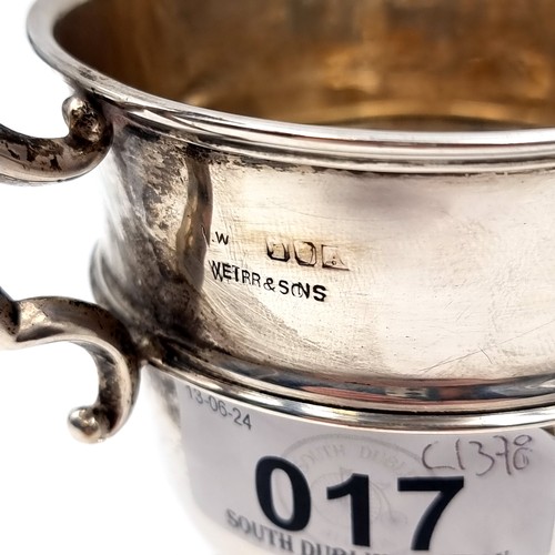 17 - Star lot : A very nice example of an Irish silver hallmarked Dublin - presentation cup marked 'Weir ... 