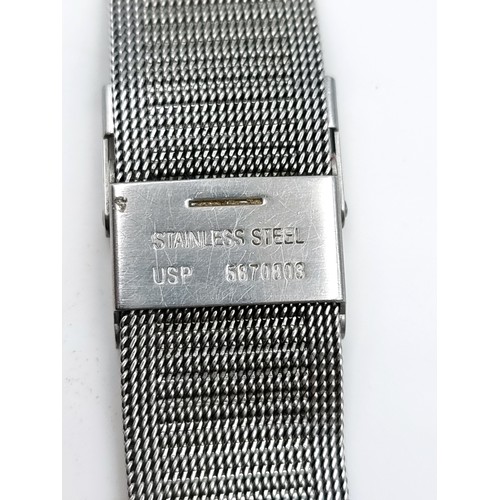 609 - A Skagen of Denmark wristwatch with associated mesh bracelet. Had a few Skagen's greta watches, very... 