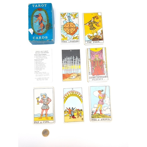 58 - A set of popular Tarot decks and books by Rider & Company, London. Complete set of 78 cards. First p... 