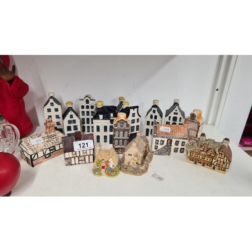 121 - A mixed lot of 15 miniature ceramic houses and cottages including John Putnam, Lilliput Lane and KLM... 
