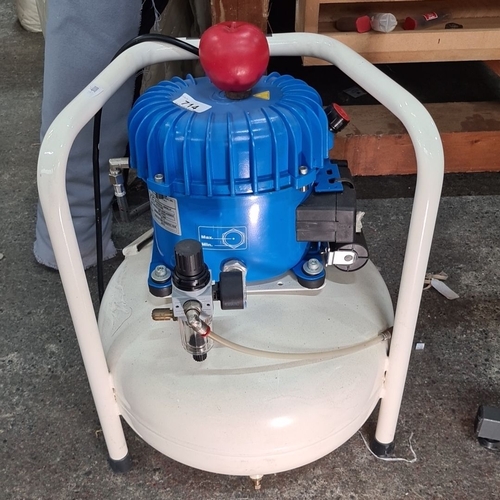 714 - Star Lot : An MGF silent Air Compressor Model SIL-EOL 24/50, 24L tank, 0.5 HP, 8 bar max, 50 L/min a... 