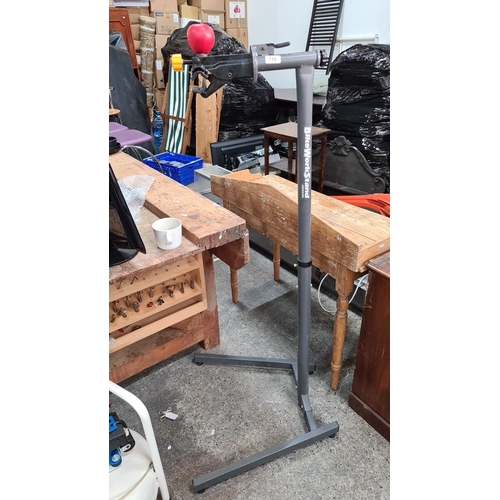 716 - Minoura Bike Work Stand. Similar Minoura stands sell for €200 upwards online Folds up for storage an... 