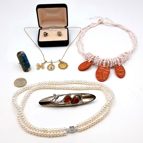 45 - A collection of items consisting of a twin row pearl necklace; length - 40 cms. Together with a bead... 