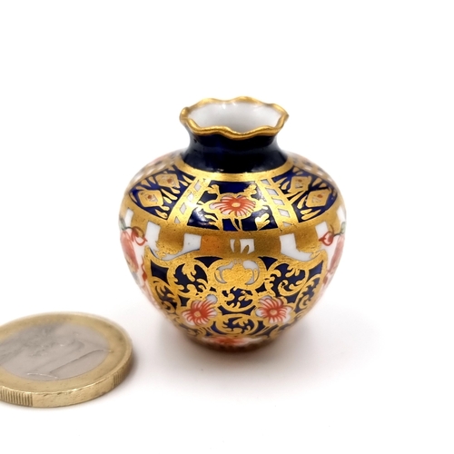 7 - A rare example of a Royal Derby Miniature satsuma style pot, all hand painted . Dimensions. Body - 3... 