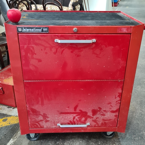 362 - Star Lot : An SPG International heavy duty portable tool cabinet with three interior drawers and an ... 