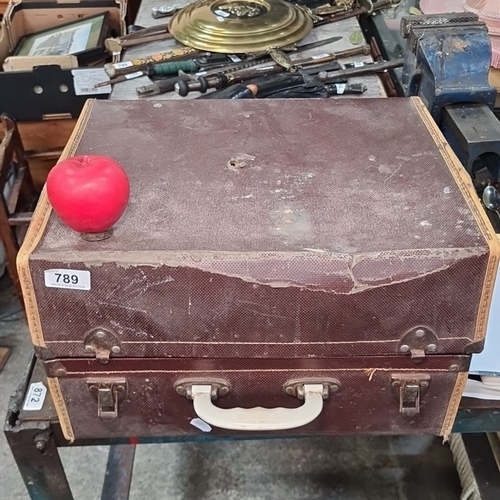 789 - Vintage portable record player housed in a brown case. Interior comprises a turntable and controls. ... 