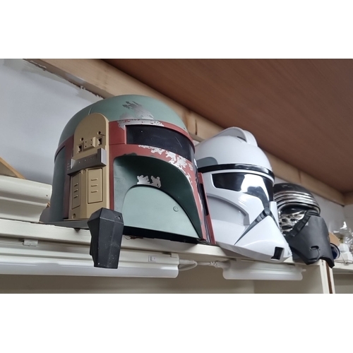 872 - Three fabulous Star Wars-themed helmets, including Boba Fett, Clone Trooper, and Kylo Ren.