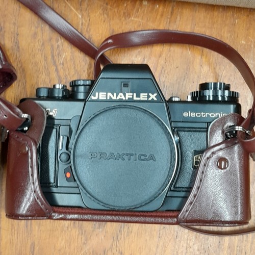 918 - Super Star Lot: A very impressive vintage Jenaflex AM-1 film camera complete with its original brown... 