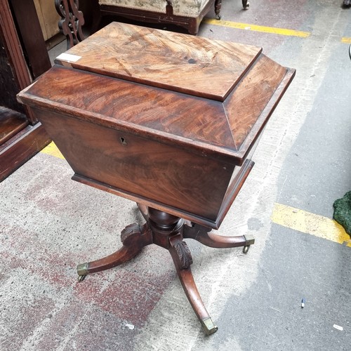 480 - Star lot : A gorgeous 19th-century Regency mahogany cellarette with pedestal base, brass castor whee... 