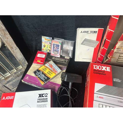 937 - Star lot : An Atari 130 XE starter pack, an introduction to home computing along with an invitation ... 