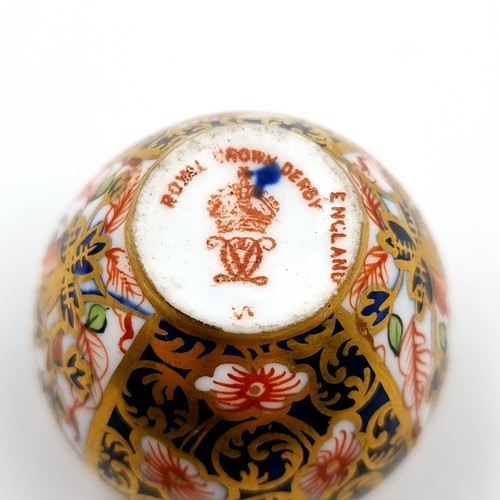 7 - A rare example of a Royal Derby Miniature satsuma style pot, all hand painted . Dimensions. Body - 3... 