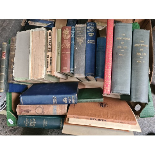 1045 - Three boxes of antique books and ephemera.