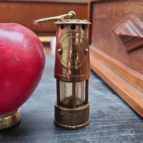 422 - Miniature brass replica of the Davy lamp with 