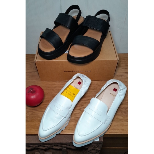 645 - Mixed lot of two pairs of shoes: Dune London black leather sandals (size 5/38) and Högl white leathe... 