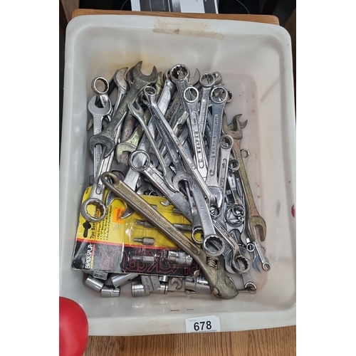 678 - Assorted tool lot with huge selection of  spanners and wrenches, along with a Blackspur 7-piece scre... 