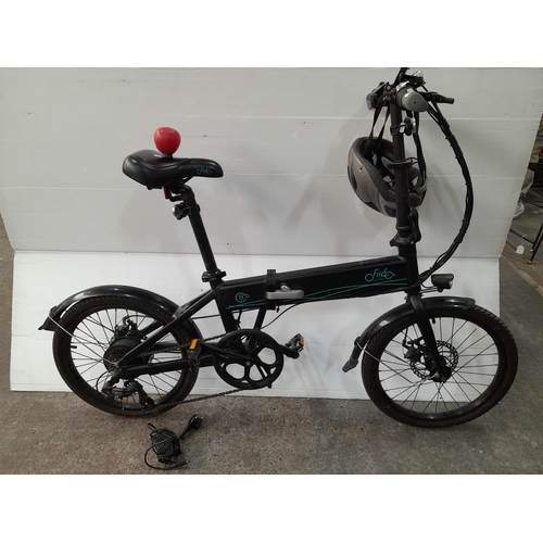 1071 - Super Star Lot: Fiido Electric Folding Bike D4S model. RRP $1449.00 from www.fiido.ie. Includes bicy... 