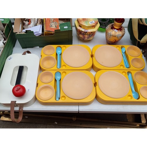 378 - A funky retro, mid century modern three tier picnic set.