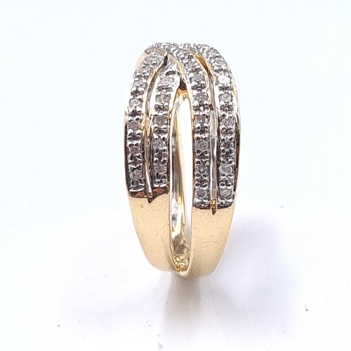 514 - Super Star Lot: A super quality inlaid diamond set ring. Set in 14 carat gold. Estimated weight of d... 