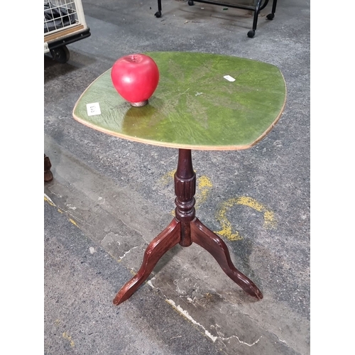 813 - A sweet side table featuring carved pedestal base and green and gilt inlay top with an intricate sta... 