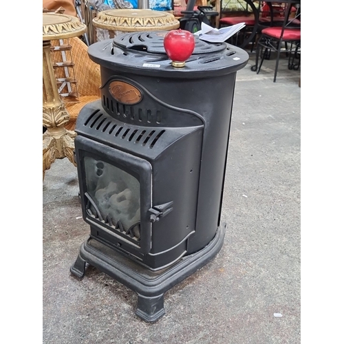 775 - Star lot : Provence Flueless Gas Stove by Universal Innovations. Features include a manual and the b... 