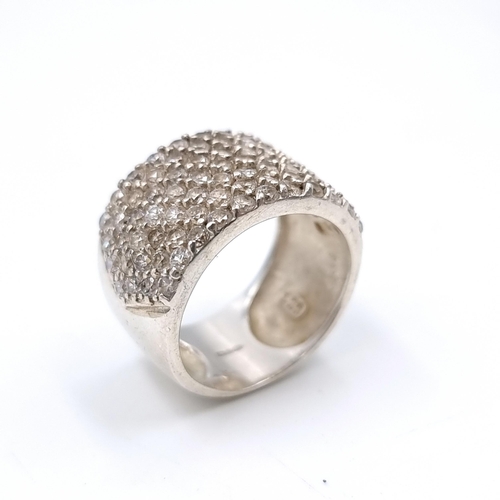 1013 - A Sterling Silver 925 Ladies Gem pave set ring. Ring size: P
Total weight: 8.13 grams Boxed.