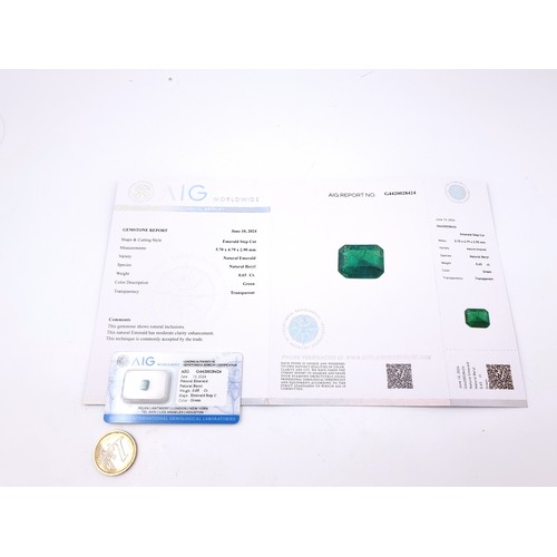 1046 - A Natural Emerald Step Cut stone of 0.65 Carats. Comes with an AIG certificate of authenticity.