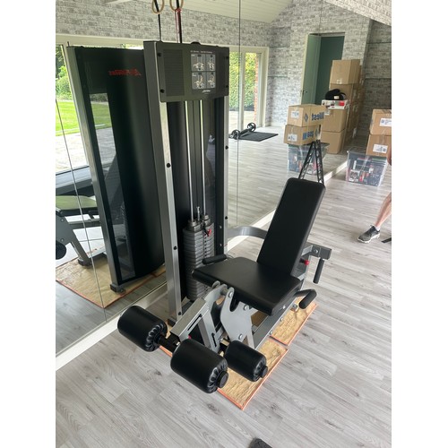 1057 - Super Star Lot : A high quality Lift fitness multi gym. With Leg Extension and leg curl. With A full... 