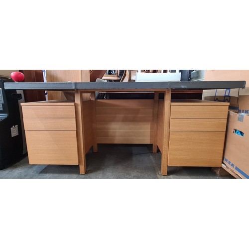 946 - Star Lot : A superb Habitat large oak and well constructed office desk boasting drawers to either si... 