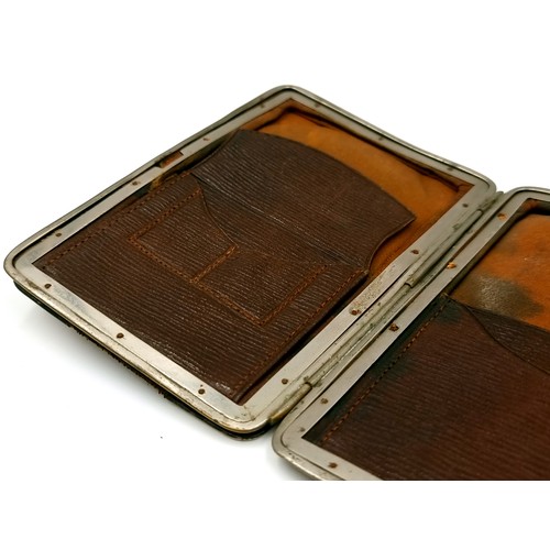 43 - A lovely early 20th century Birmingham Silver and Leather Wallet. With working clasp. Lovely patina ... 