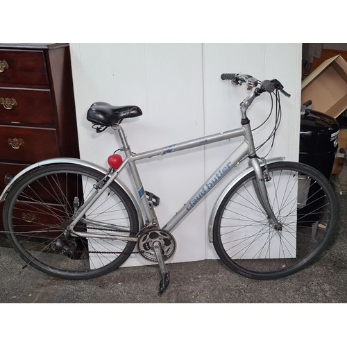 1042 - A brilliant Claud Butler 7005 silver grey series bike with aluminium frame. These Claud Butler bikes... 