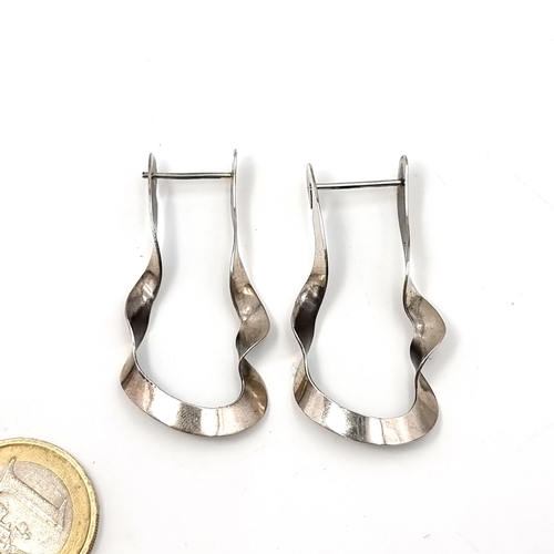 972 - A pair of Bespoke Designer Jennifer Kinnear earrings.