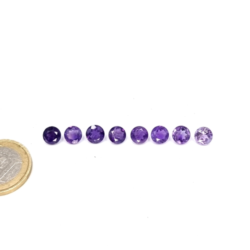 998 - Eight faceted Amethyst Gemstones. Total weight: 10 carats