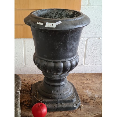 901 - A Greek style heavy plastic garden urn.