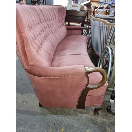 880 - Star Lot : A very attractive antique Pink velvet settee with tufted backrest and walnut wood frame, ... 