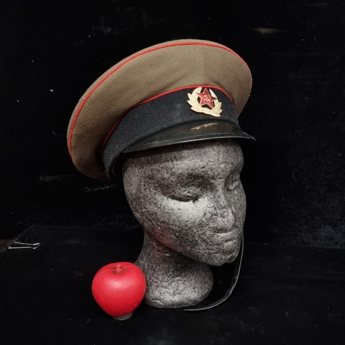 109 - A Soviet Russian Army Officer's Cap. Size 59.