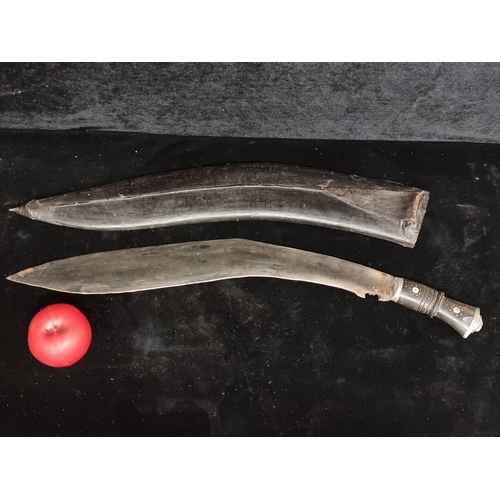 125 - A fantastic late 19th century Kukri sword originating from India used by Gurkhas. With original shea... 