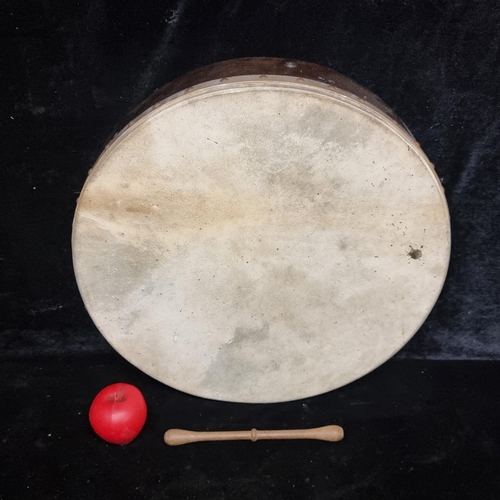 150 - A fabulous Bodhran handcrafted by Irelands master Bodhran maker, Malachy Kearns. Kearns bodhrans are... 