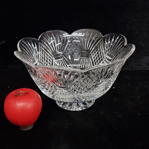 225 - A fabulous large Waterford Crystal centerpiece bowl in a wheat and sheaf Aran Isles pattern. In good... 