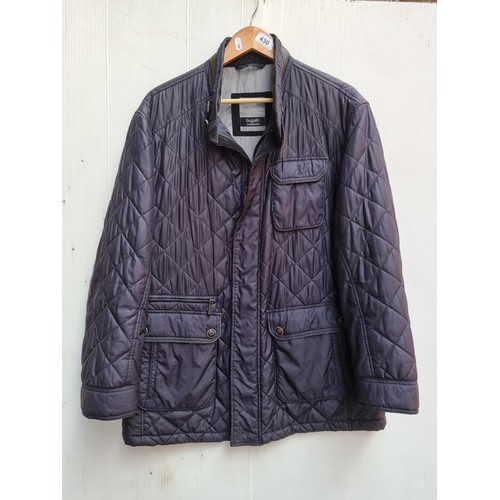 430 - A very nice mens Bugatti quilted navy jacket. Size 42R. In good condition, will be needing a coat ne... 