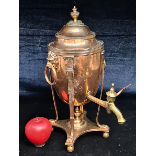 126 - Star Lot : A fabulous Empire  period copper samovar, With lovely flowing lines, Long tap, Lion mask ... 