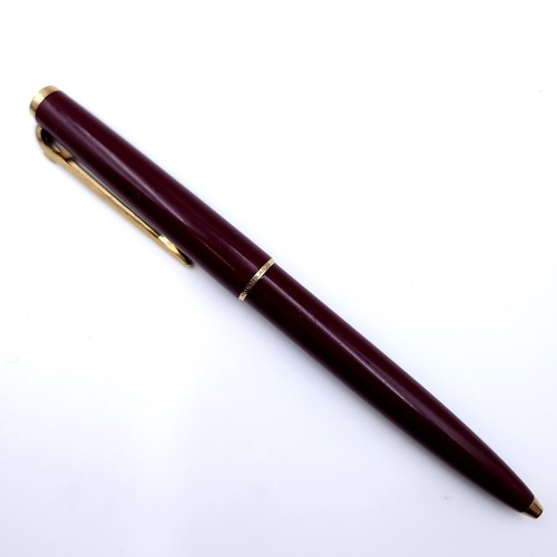 2 - An original Mont Blanc ballpoint pen set with gold metal detailing. Pen working. With the snowy peak... 