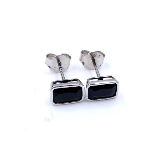 7 - A pair of new Silvora black onyx stone sterling silver stud earrings. Stamped 925. In original Box. ... 