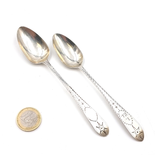 41 - A nice pair of irish silver teaspoons hallmarked Dublin circa 1790 - marks indistinct. Length of spo... 