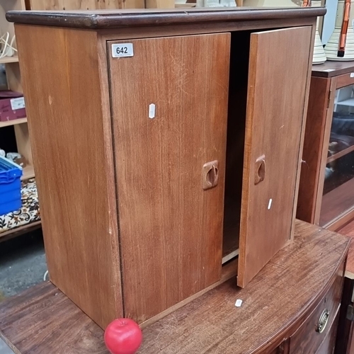 642 - Vintage wooden cabinet with double doors and an inner shelf. Simplistic design with natural wood fin... 