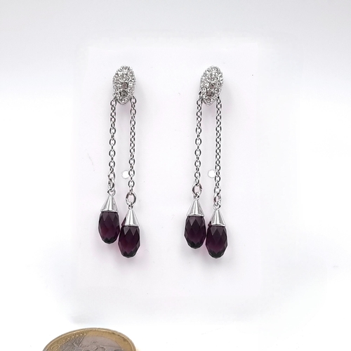 592 - A pair of brand new beautiful Swarovski crystal drop earrings. Drop - 5 cms. Comes in original Swaro... 