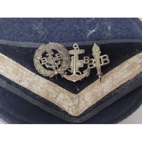 848 - Vintage boys brigade hat with insignia and number 